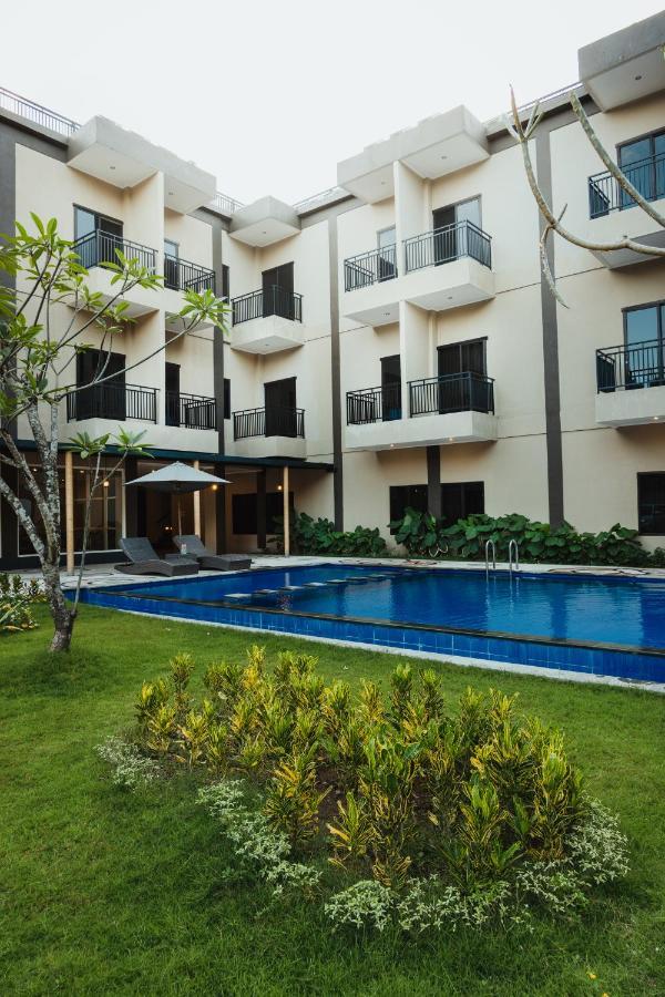 Panfila Hotel Kuta  Extérieur photo