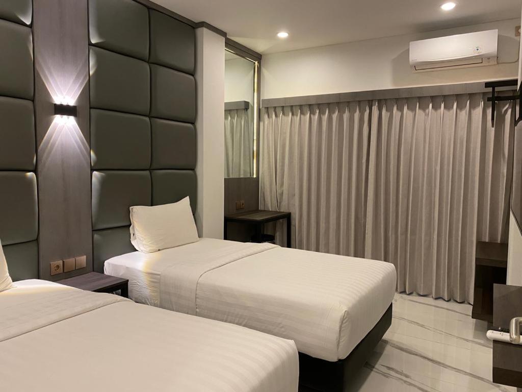 Panfila Hotel Kuta  Extérieur photo